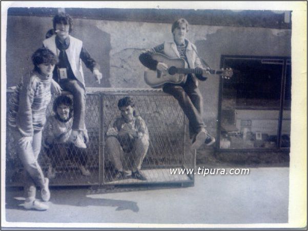 Hamo , Bucko ,Nina i u kavezu Tanja i Nuja 1982