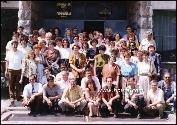 1399 20 Godina mature, maturanata Dobojske Gimnazije. Doboj Juni 1991