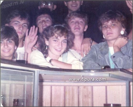 Zilka, Remo, Davor, Suljin, Cili, Zina, Valerija i Zorica (Sep 1984)