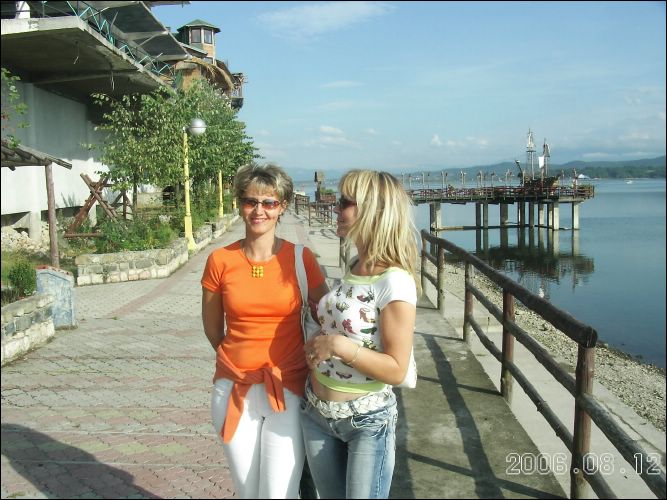 Mirela i Emina