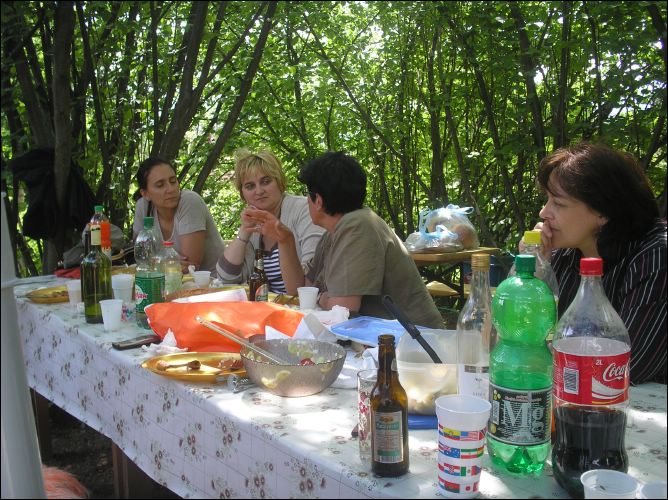Amira, Jasna, susetka i Silva